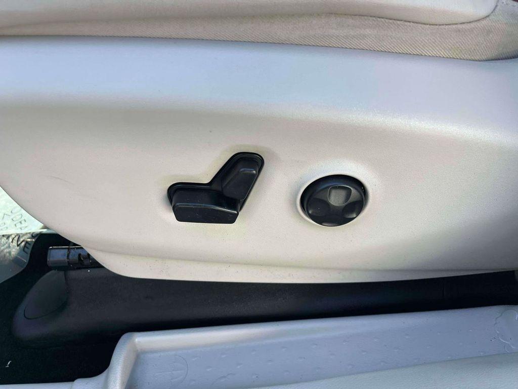 used 2018 Chrysler Pacifica car, priced at $17,888