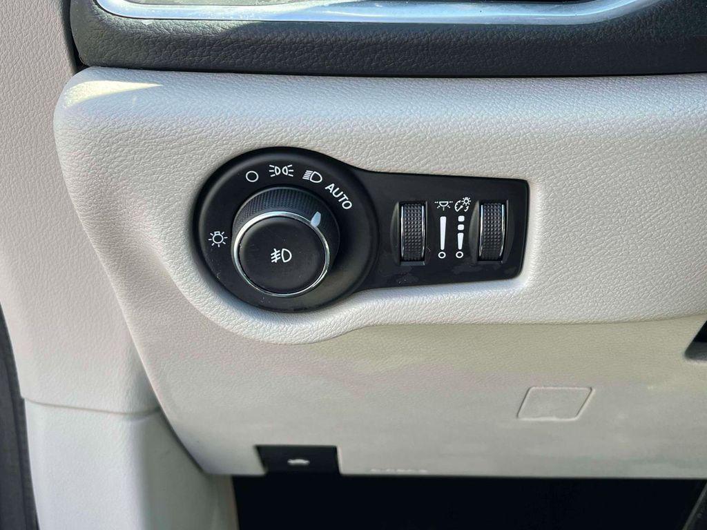 used 2018 Chrysler Pacifica car, priced at $17,888