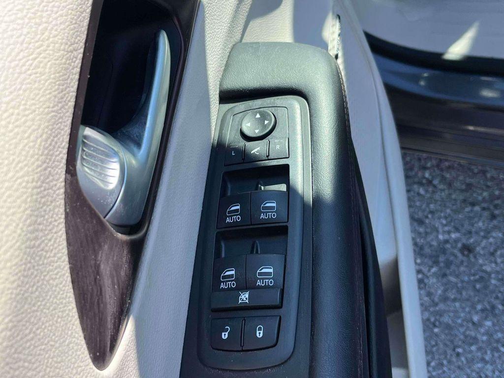 used 2018 Chrysler Pacifica car, priced at $17,888