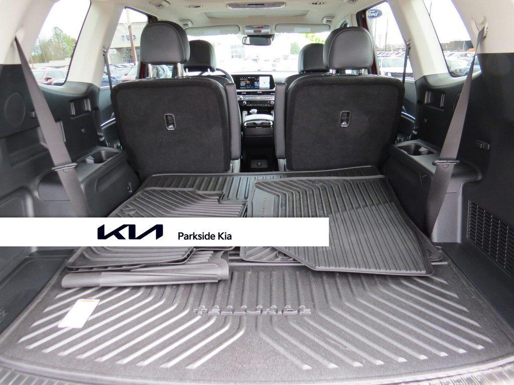 used 2024 Kia Telluride car, priced at $43,142