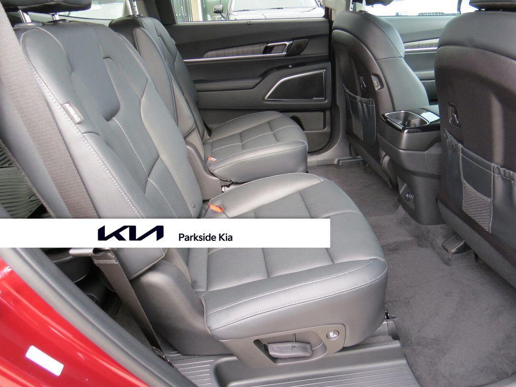 used 2024 Kia Telluride car, priced at $43,142