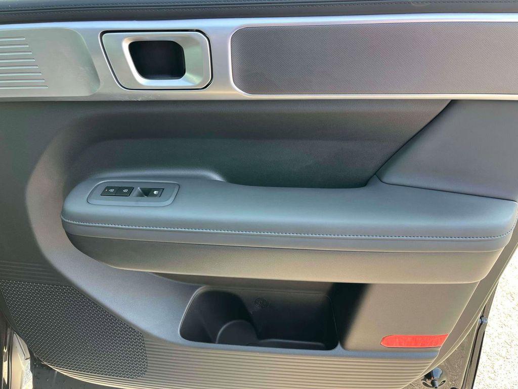 used 2025 Hyundai Santa Fe car, priced at $31,588