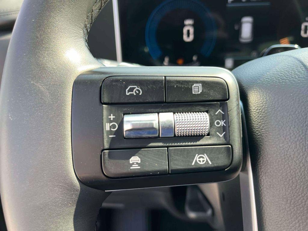 used 2025 Hyundai Santa Fe car, priced at $31,588