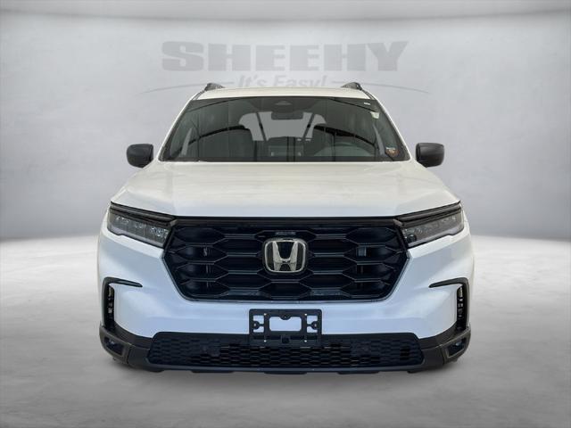 new 2025 Honda Pilot car, priced at $42,134