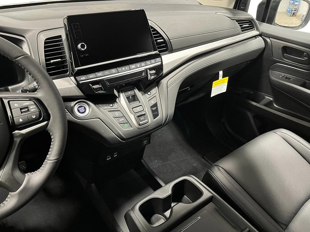 new 2026 Honda Odyssey car, priced at $41,637