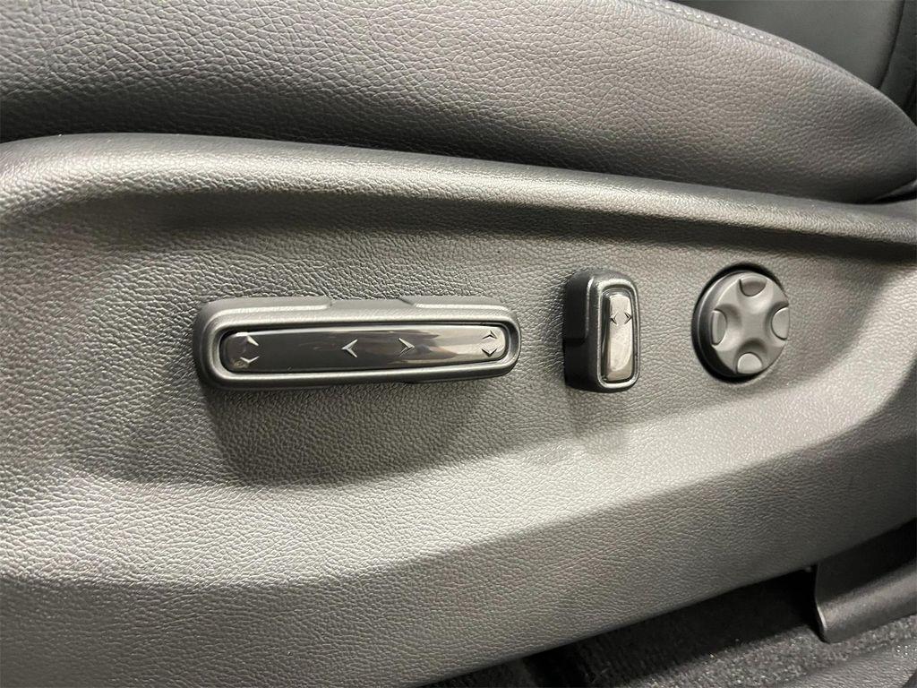 new 2026 Honda Odyssey car, priced at $41,637