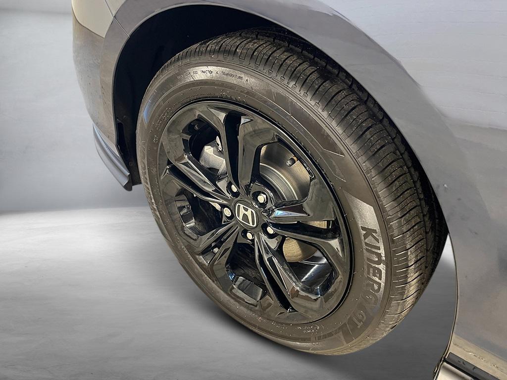 new 2025 Honda Accord car, priced at $28,960