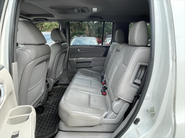 used 2015 Honda Pilot car, priced at $15,250