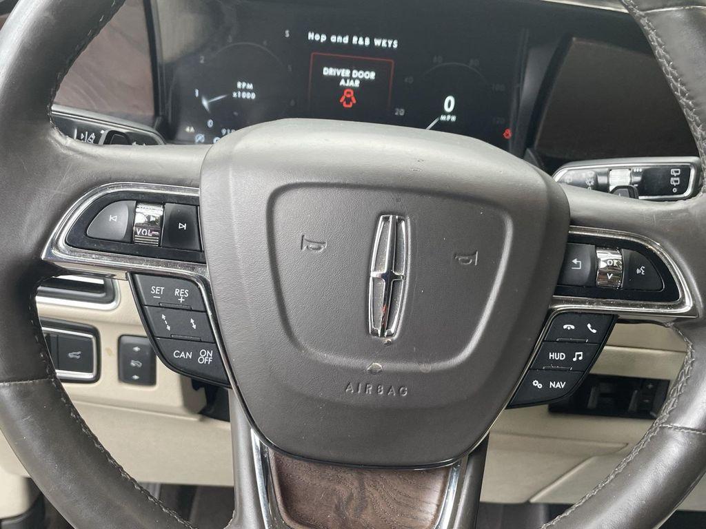 used 2019 Lincoln Navigator car, priced at $30,807
