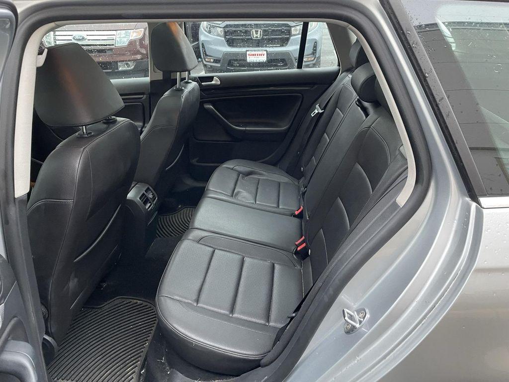 used 2013 Volkswagen Jetta SportWagen car, priced at $10,817