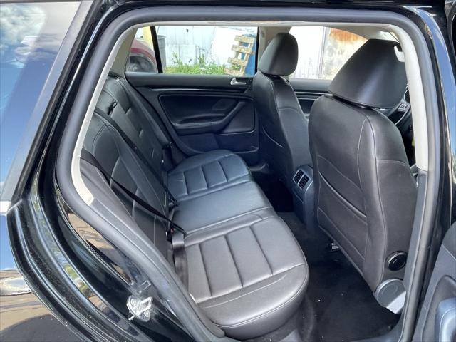 used 2014 Volkswagen Jetta SportWagen car, priced at $7,550