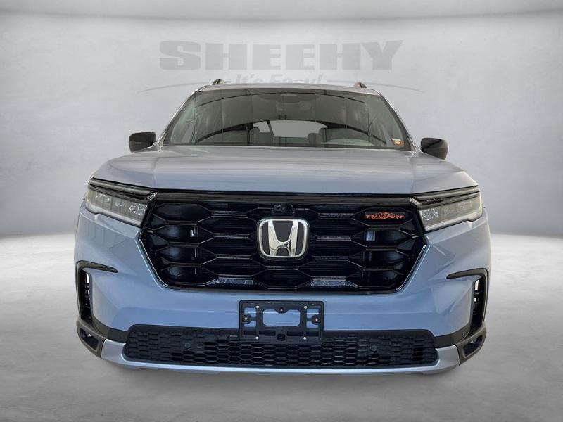 new 2025 Honda Pilot car, priced at $48,259