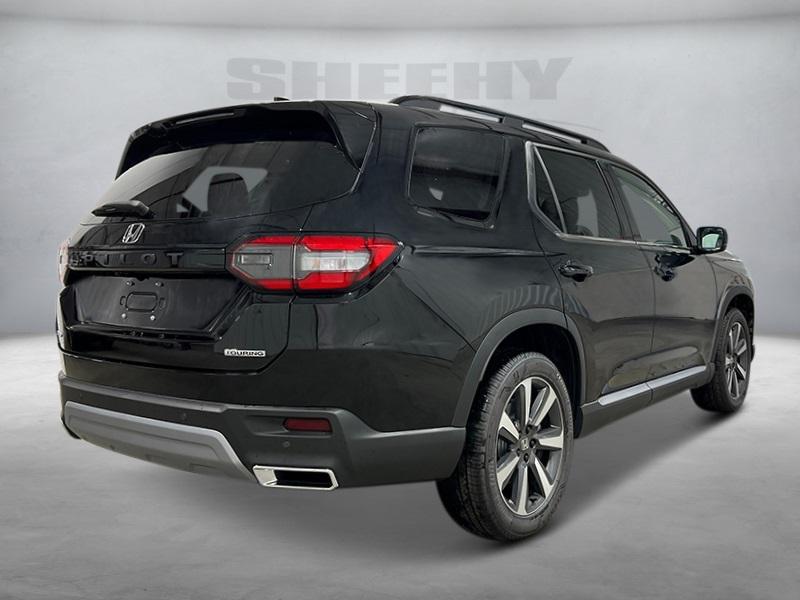 new 2025 Honda Pilot car, priced at $47,823