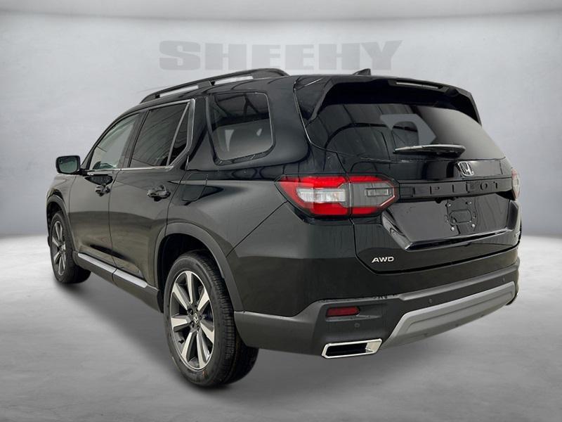 new 2025 Honda Pilot car, priced at $47,823