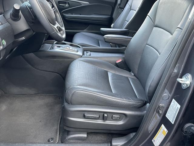 used 2022 Honda Pilot car, priced at $32,168