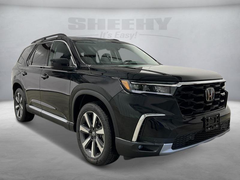 new 2025 Honda Pilot car, priced at $47,276