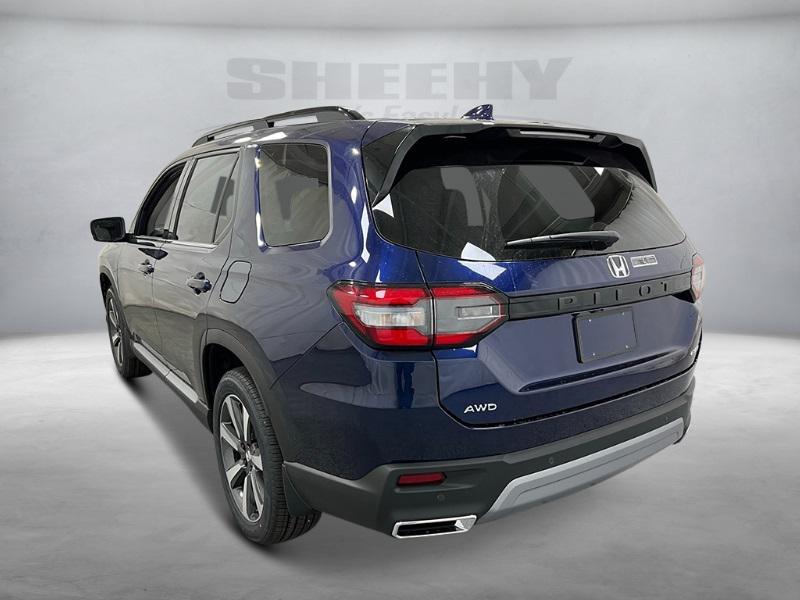 new 2025 Honda Pilot car, priced at $45,245
