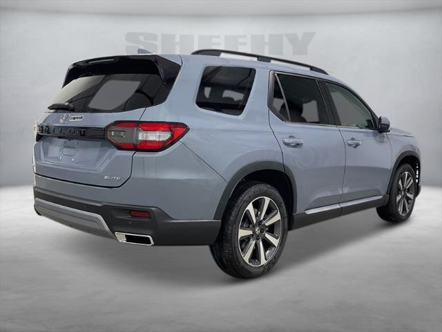new 2025 Honda Pilot car, priced at $50,604