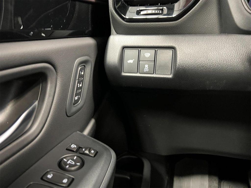 new 2025 Honda Pilot car, priced at $48,259