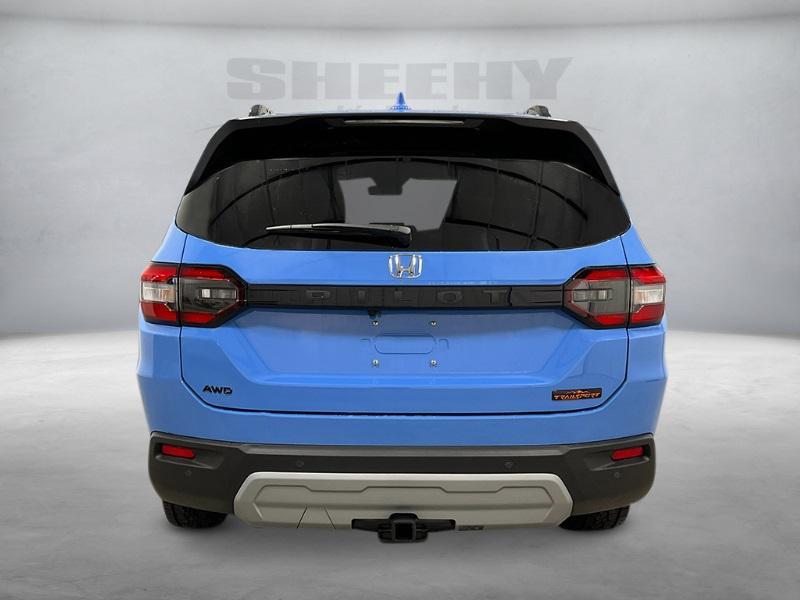 new 2025 Honda Pilot car, priced at $48,259