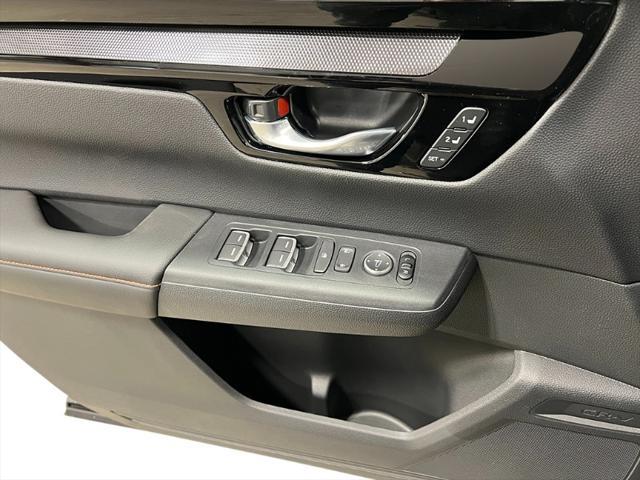 new 2025 Honda CR-V Hybrid car, priced at $40,036