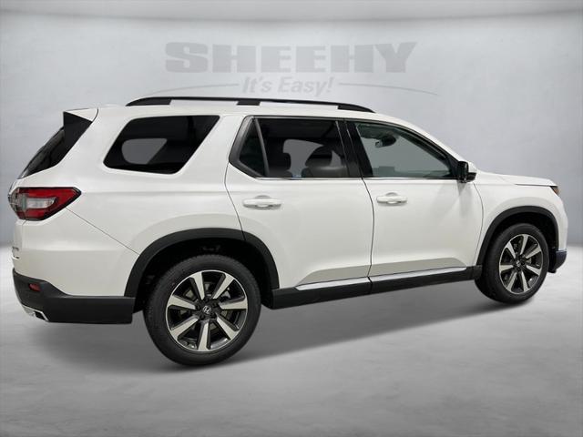 new 2025 Honda Pilot car, priced at $50,604