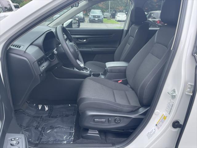 used 2025 Honda CR-V car, priced at $29,900
