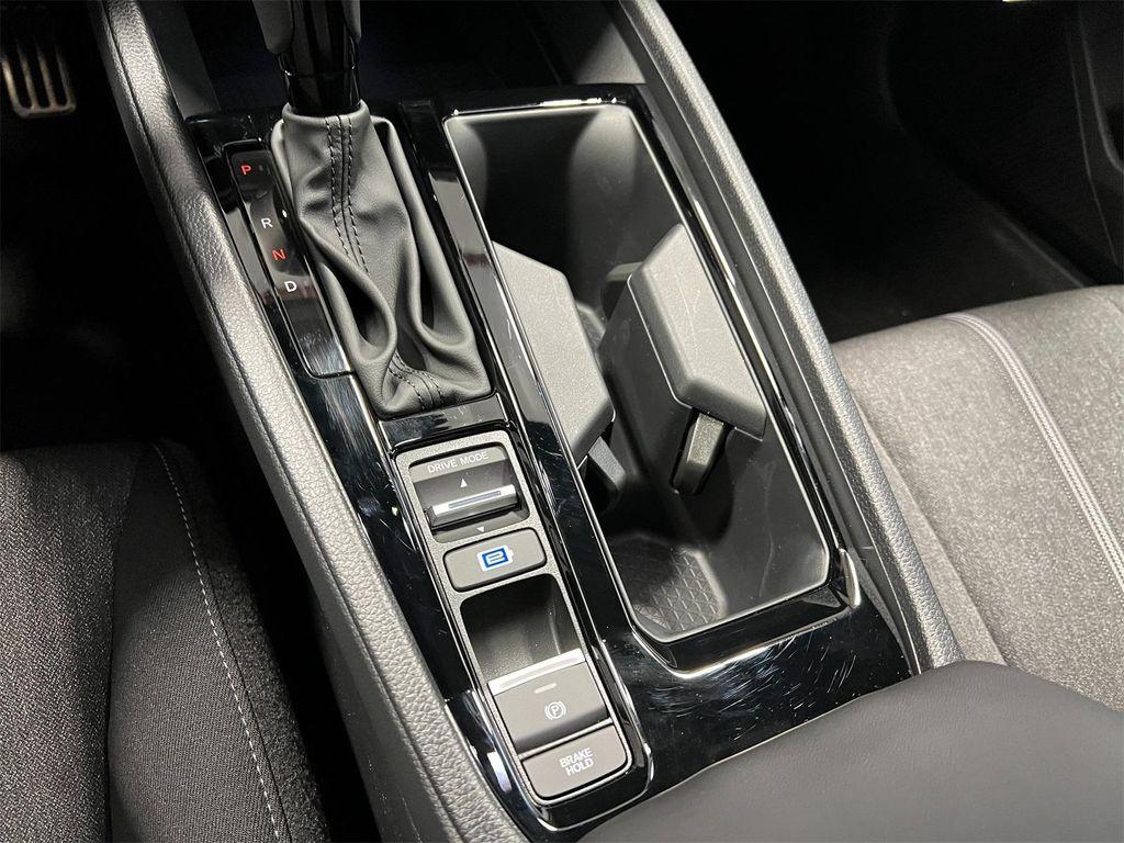new 2025 Honda Accord Hybrid car, priced at $32,260