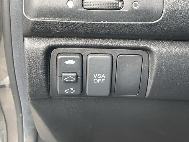 used 2006 Honda Accord car, priced at $3,295