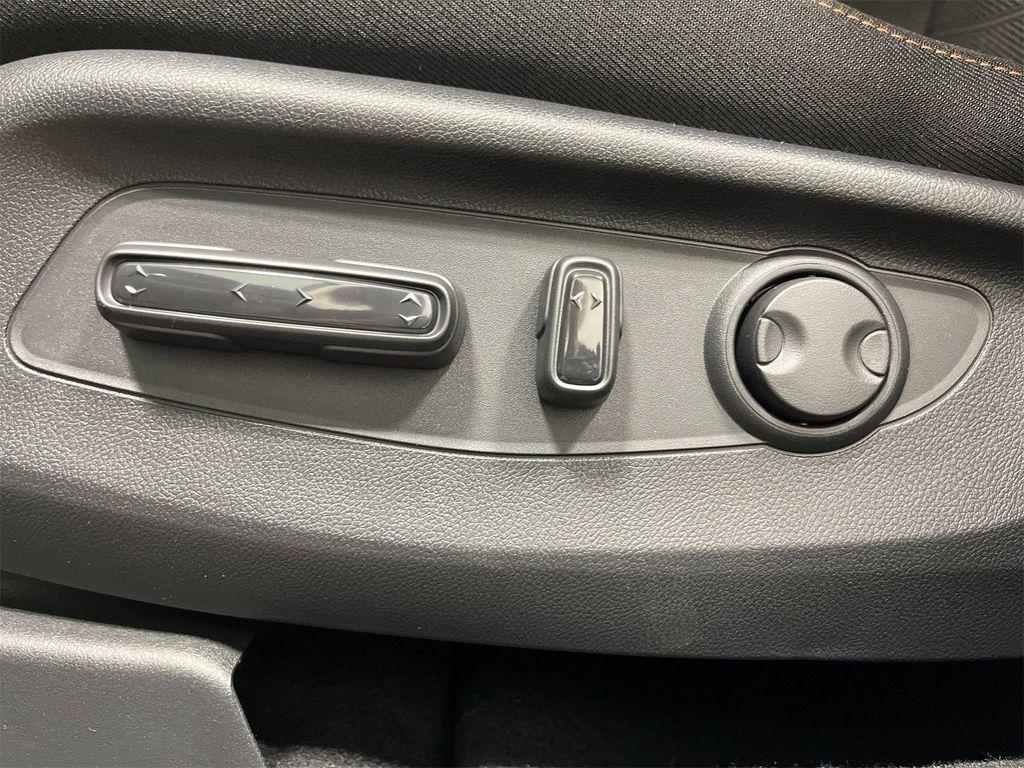 new 2026 Honda CR-V Hybrid car, priced at $36,035