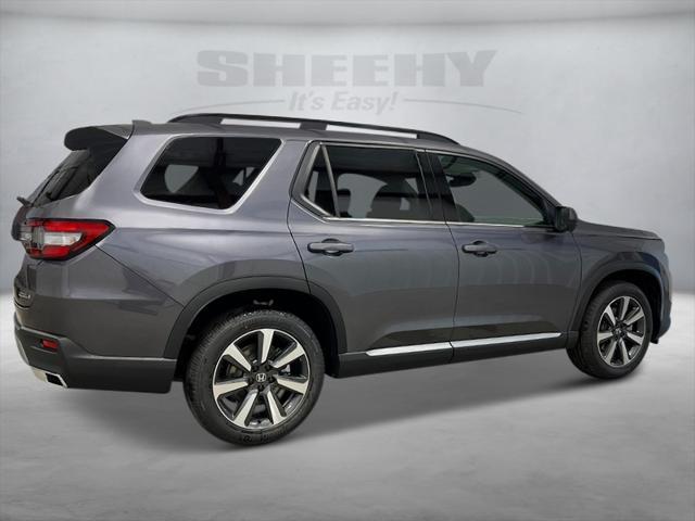 new 2025 Honda Pilot car, priced at $47,231