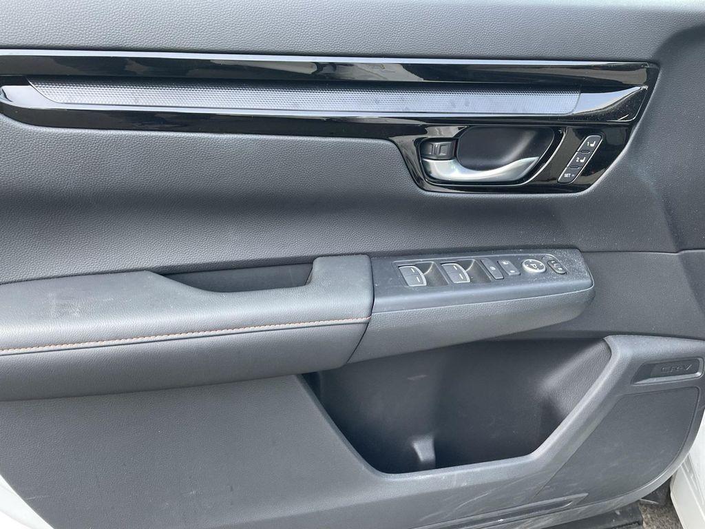 used 2024 Honda CR-V Hybrid car, priced at $37,163