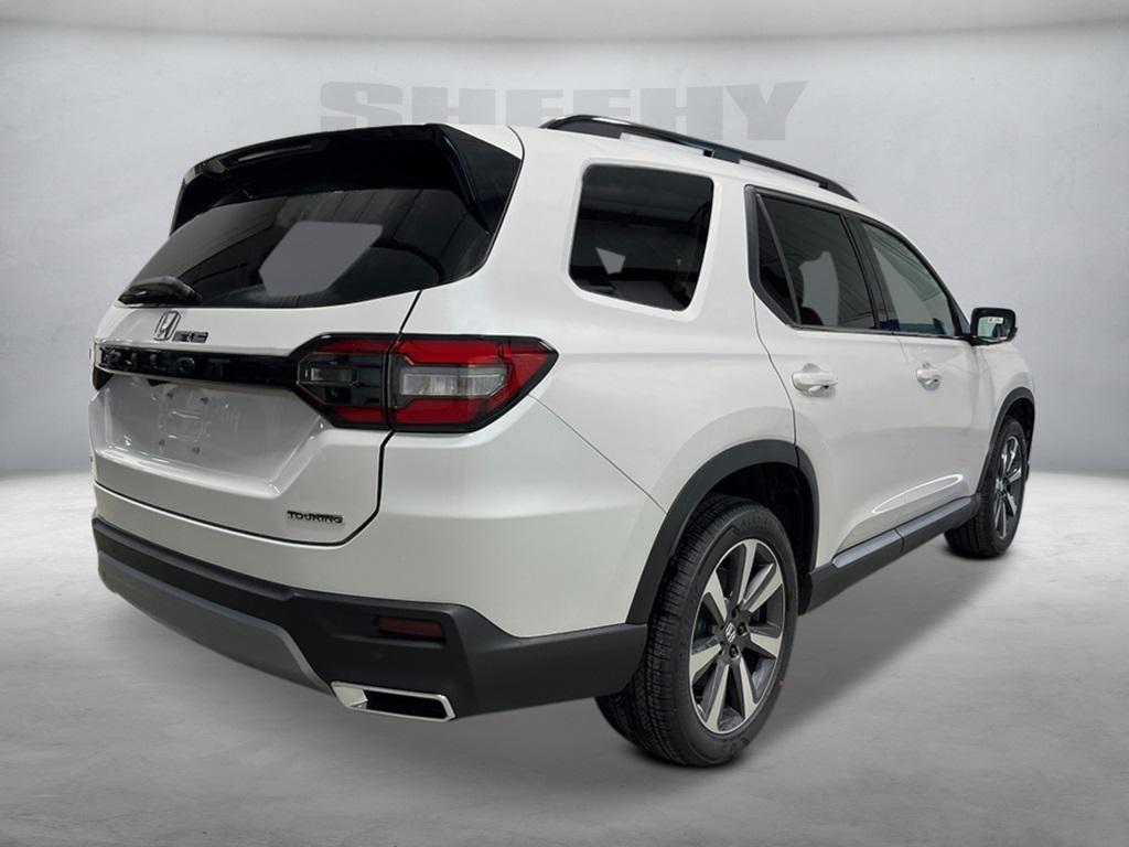 new 2025 Honda Pilot car, priced at $47,703