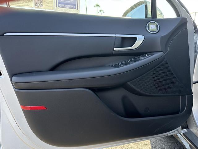 new 2025 Hyundai Sonata Hybrid car, priced at $29,995