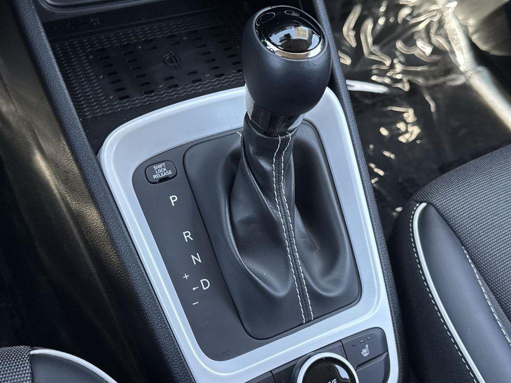 used 2025 Hyundai Venue car, priced at $22,200