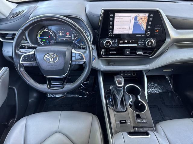 used 2021 Toyota Highlander Hybrid car, priced at $29,422