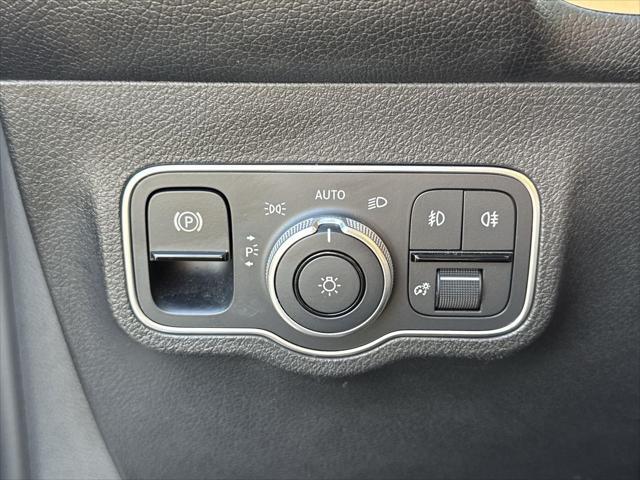 used 2022 Mercedes-Benz GLB 250 car, priced at $23,684