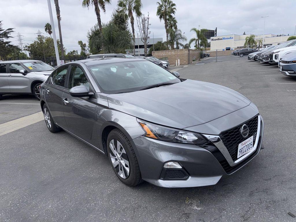 used 2022 Nissan Altima car, priced at $15,822