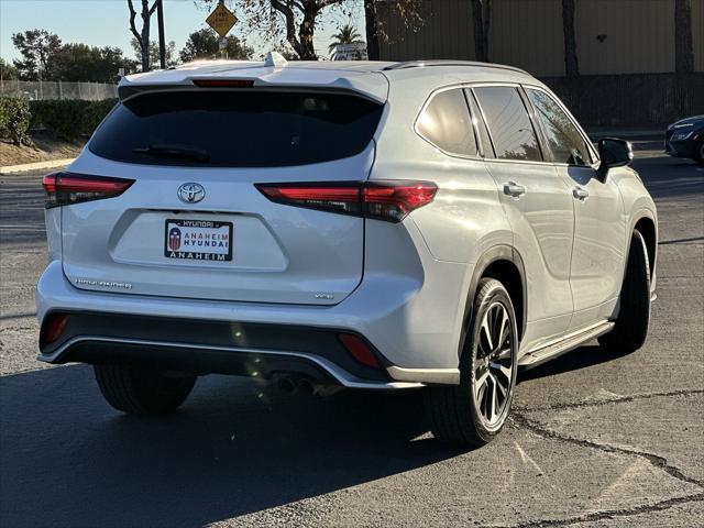 used 2022 Toyota Highlander car, priced at $34,645