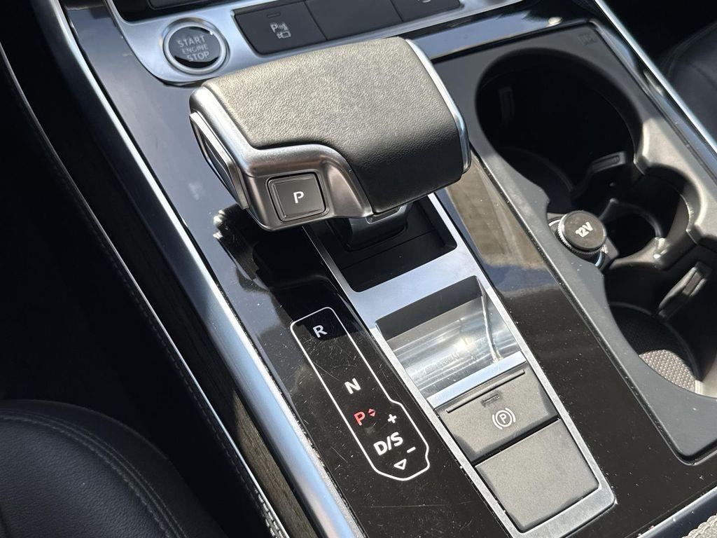 used 2024 Audi Q7 car, priced at $39,378