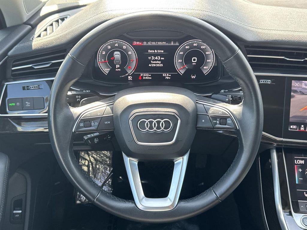 used 2024 Audi Q7 car, priced at $39,378