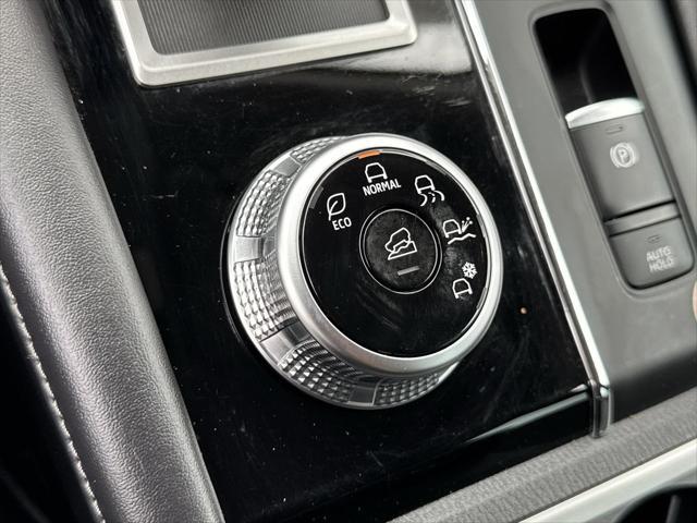 used 2023 Mitsubishi Outlander car, priced at $23,368