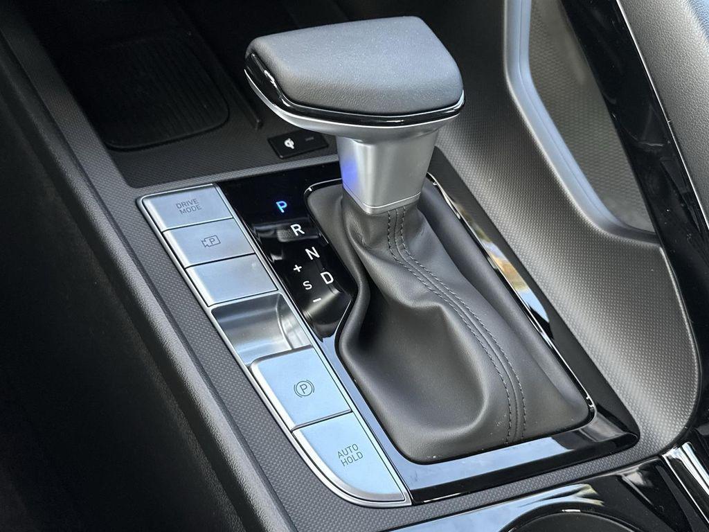 new 2025 Hyundai ELANTRA HEV car, priced at $28,572