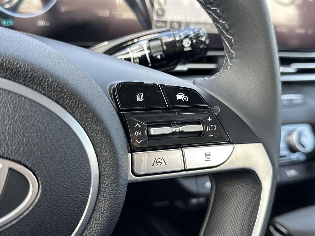 new 2025 Hyundai ELANTRA HEV car, priced at $28,572