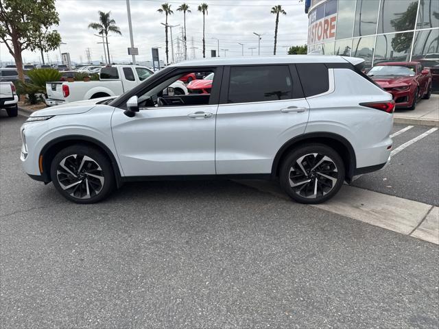 used 2023 Mitsubishi Outlander car, priced at $21,899