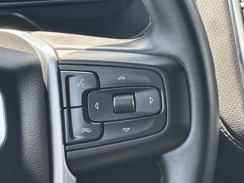 used 2023 GMC Yukon car, priced at $47,322