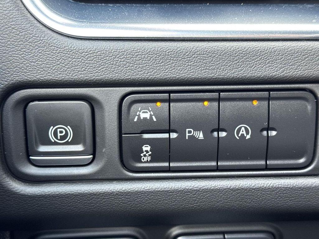 used 2023 GMC Yukon car, priced at $47,322