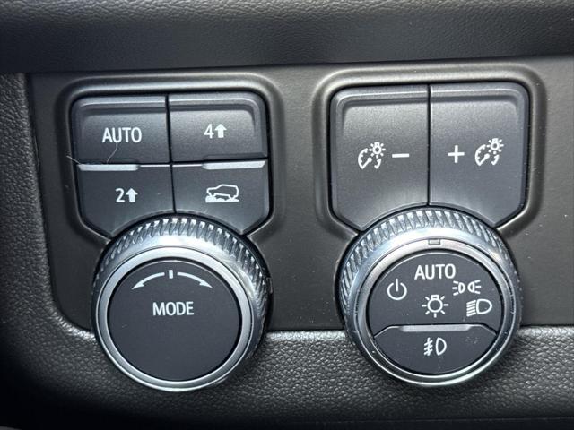 used 2023 GMC Yukon car, priced at $49,256