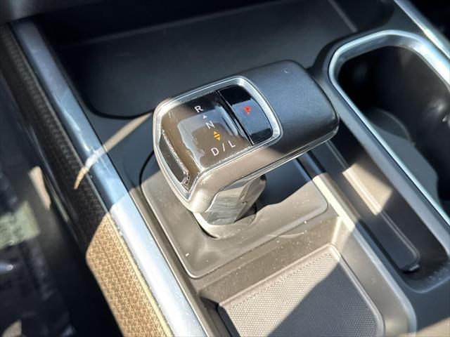 used 2022 Chevrolet Silverado 1500 car, priced at $38,997