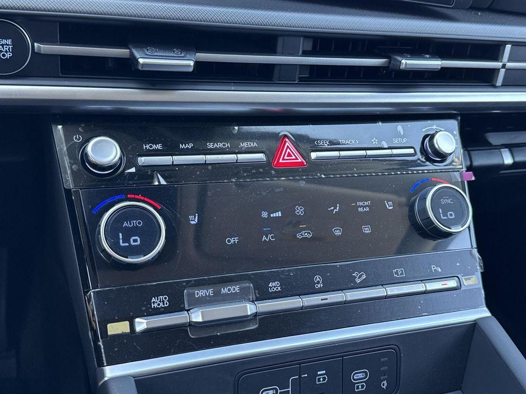 new 2025 Hyundai Santa Fe car, priced at $39,026